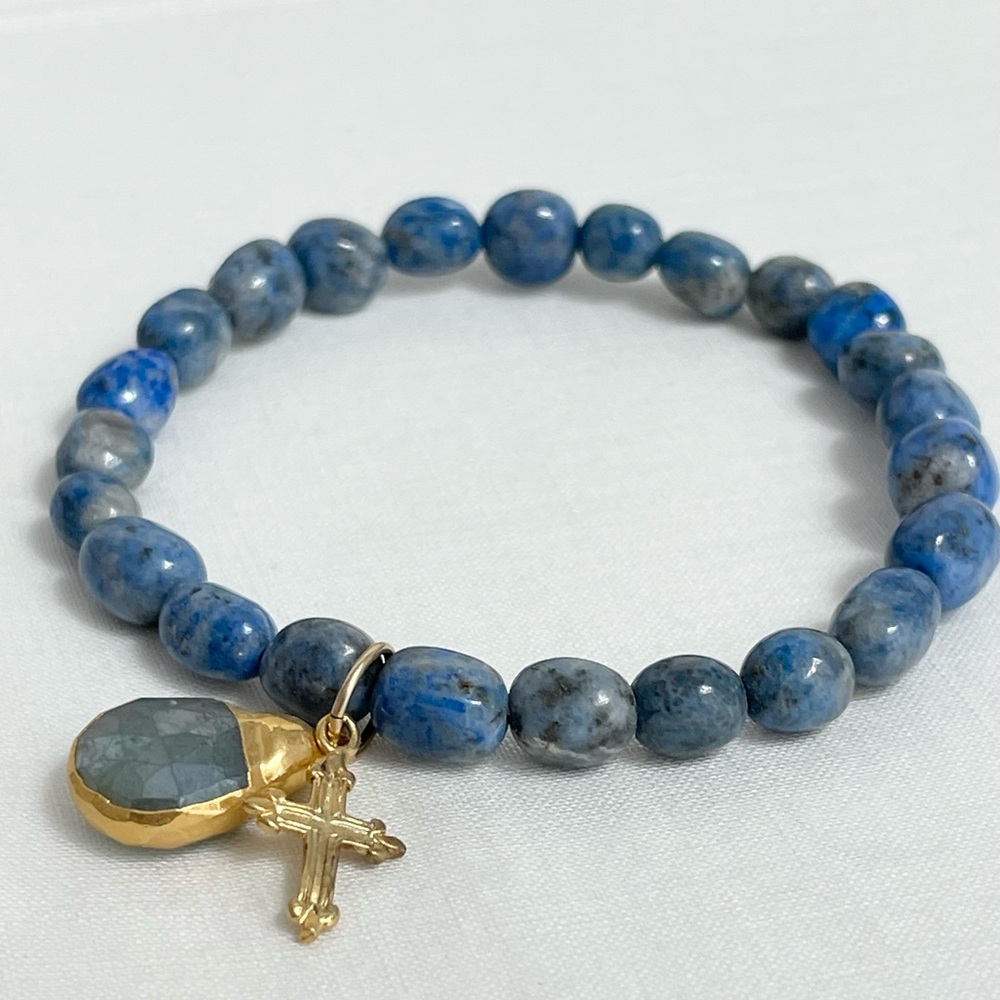 Lapis Lazuli stretch bracelet with charms